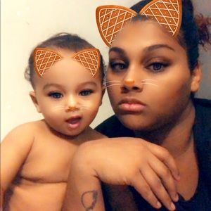 Meet your Posher, Ashley